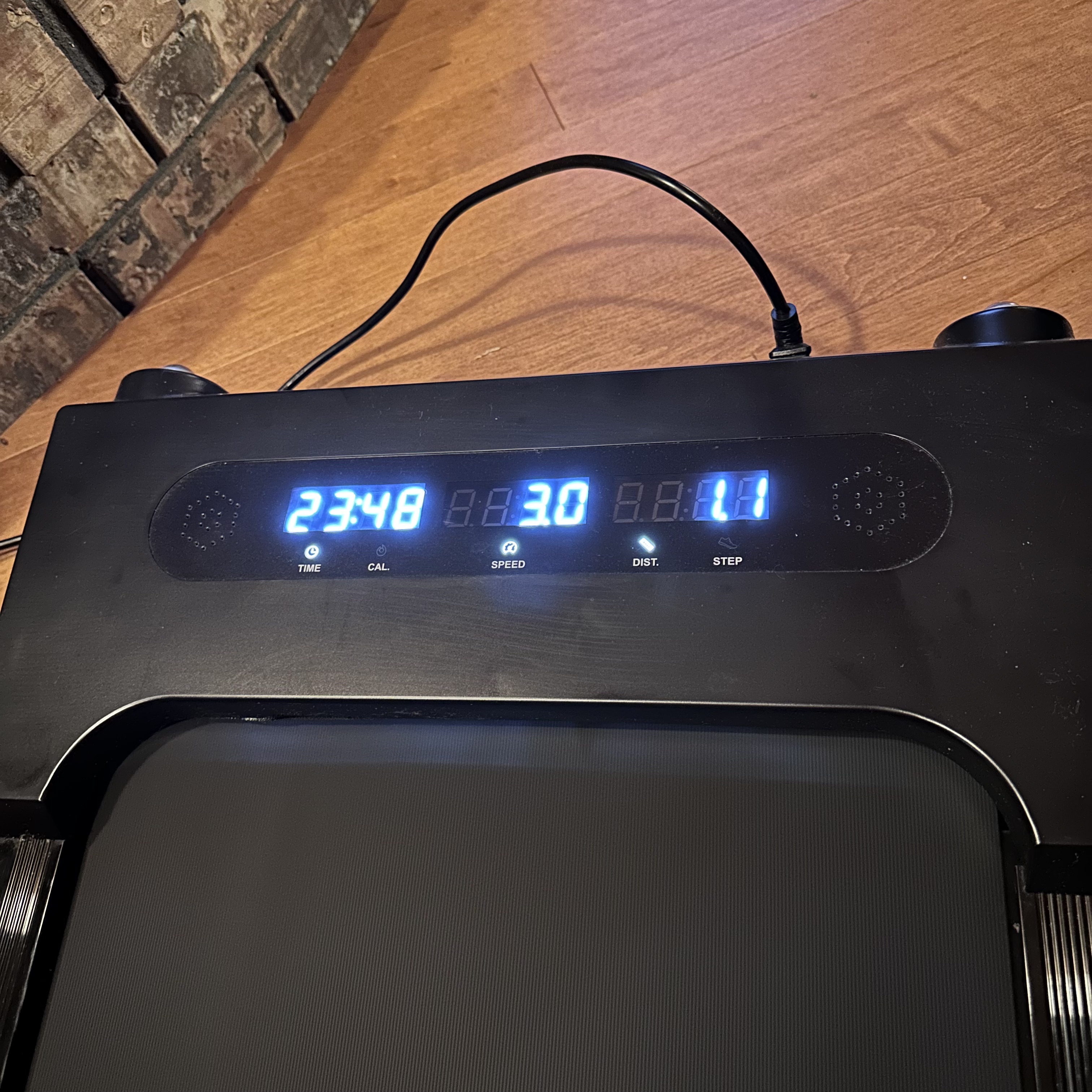 A picture of the display on the walking pad I would be analyzing
